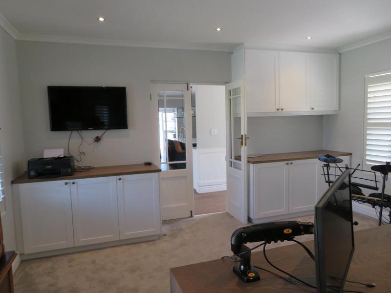 4 Bedroom Property for Sale in Zevendal Western Cape